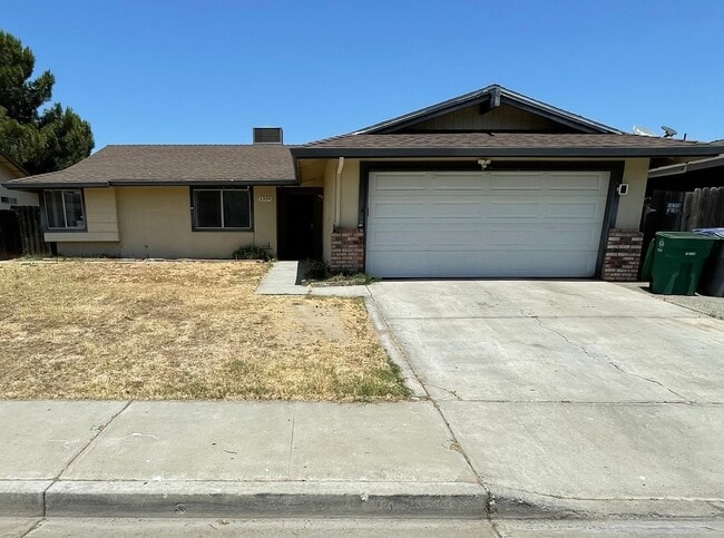 Primary Photo - Move-In Ready 4 Bedroom Home!