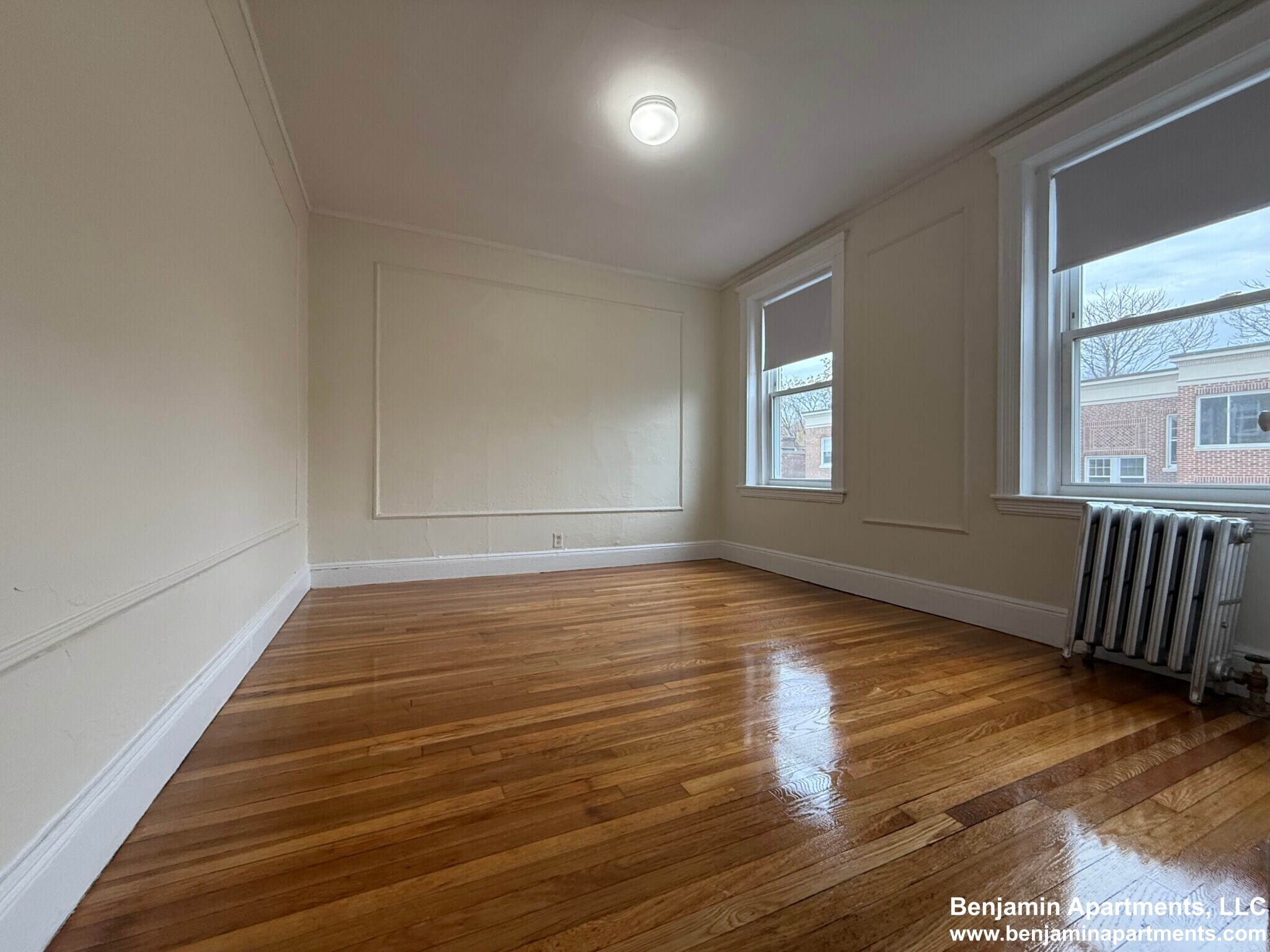 Building Photo - 11 Vinal St