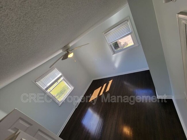 Building Photo - 7744 Allwood Ave