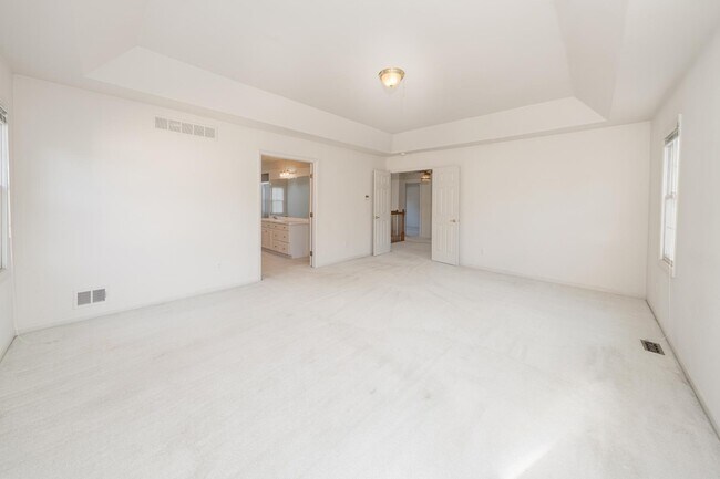 Building Photo - 49301 Quail Run Ct