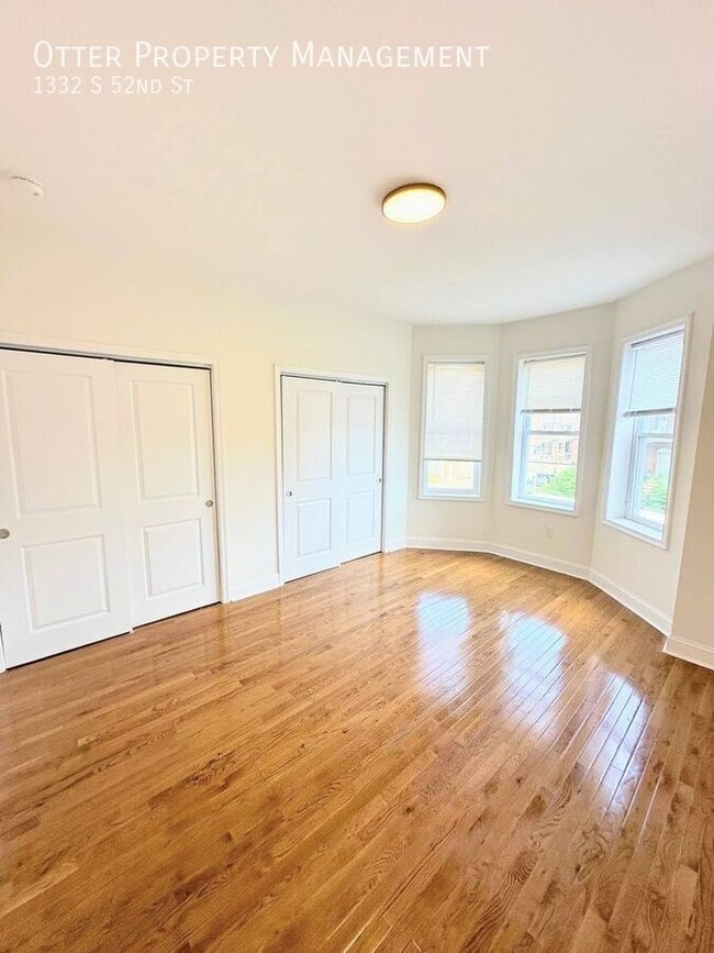 Building Photo - 1332 S 52nd St