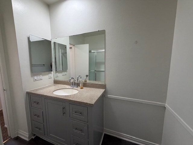 Building Photo - 1535 E Canfield Ln