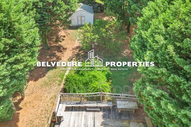 Building Photo - 2320 Meadow Gate Dr