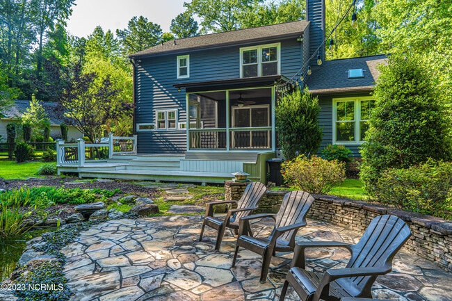 Building Photo - 145 Sandhurst Pl