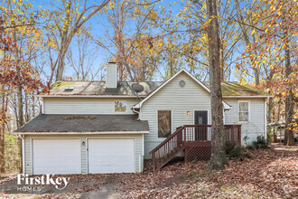 Building Photo - 4505 Laurie Ln SW