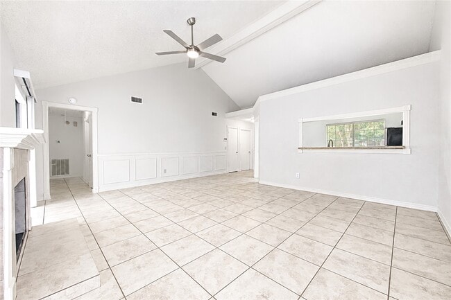 Building Photo - 21419 Park Orchard Dr