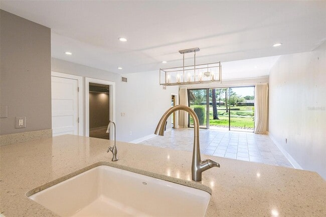 Building Photo - 5332 Huntingwood Ct