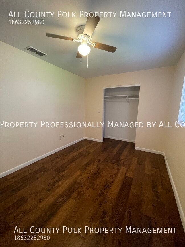 Building Photo - Fantastic 2 Bedroom Duplex in Lakeland,  R...
