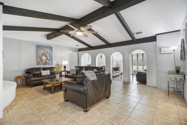 Building Photo - 2725 Westridge Dr