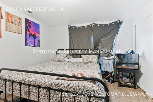 Building Photo - 3330 Yellow Rose Cir