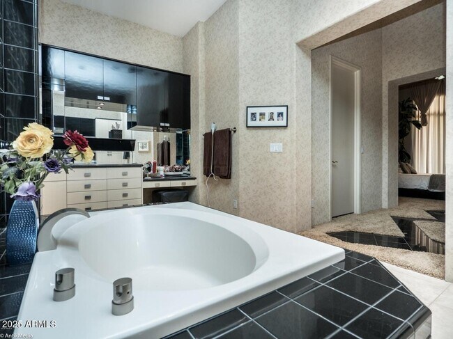 Building Photo - 11643 E Turquoise Ave