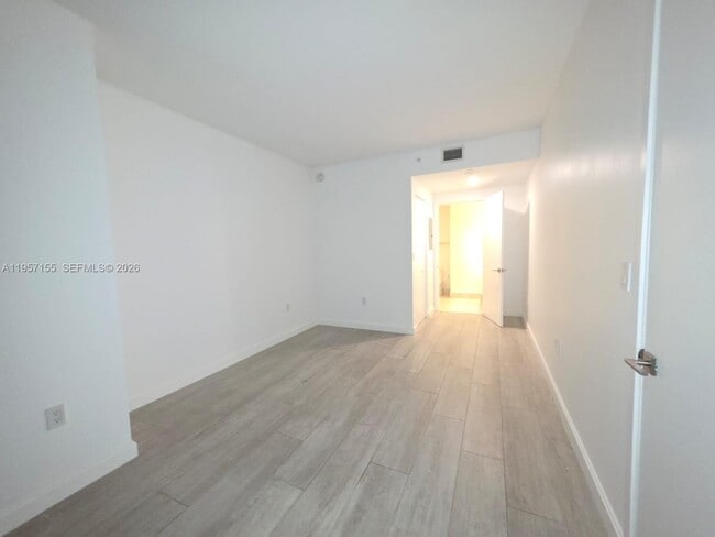 Building Photo - 55 SW 9th St