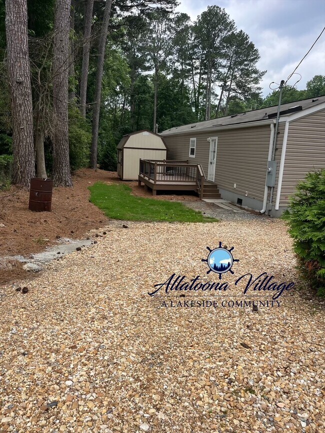 Building Photo - Brand New Home with Lake Access! 3BR/2Bth ...