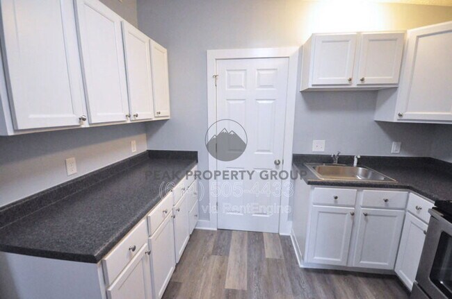 Building Photo - 51 McMillen Ave