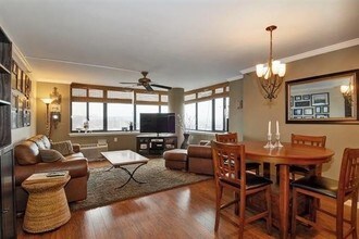 Building Photo - 551 Observer Hwy