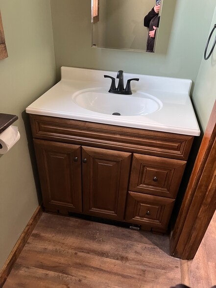 Building Photo - 638 4th St