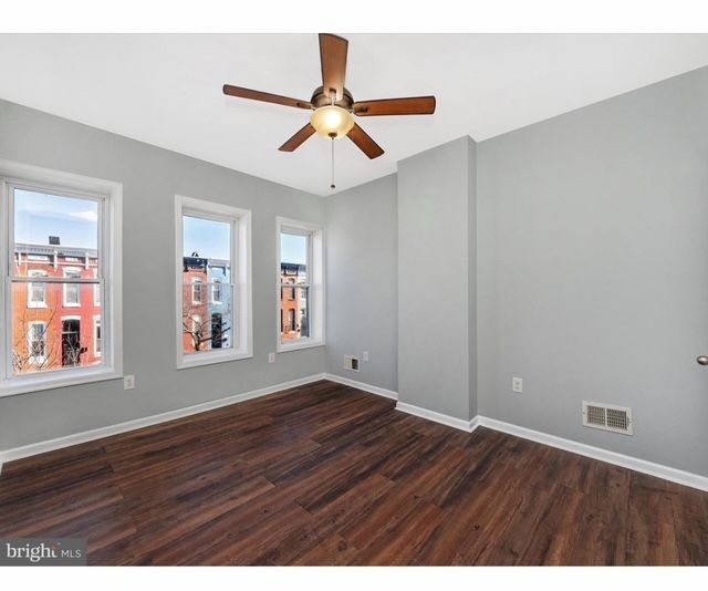 Building Photo - 420 N Collington Ave