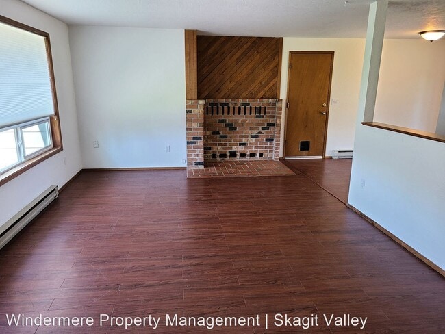 Building Photo - 2 br, 1 bath House - 1305 Heather Lane