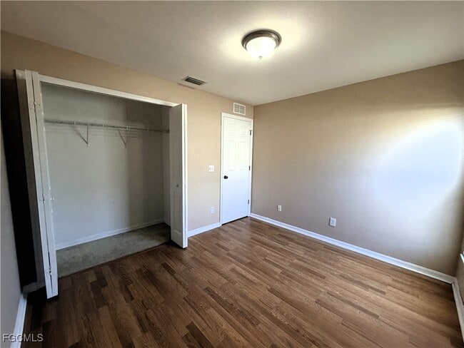 Building Photo - 1710 NW 17th St