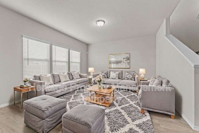 Building Photo - 7115 Mesa Cliffs