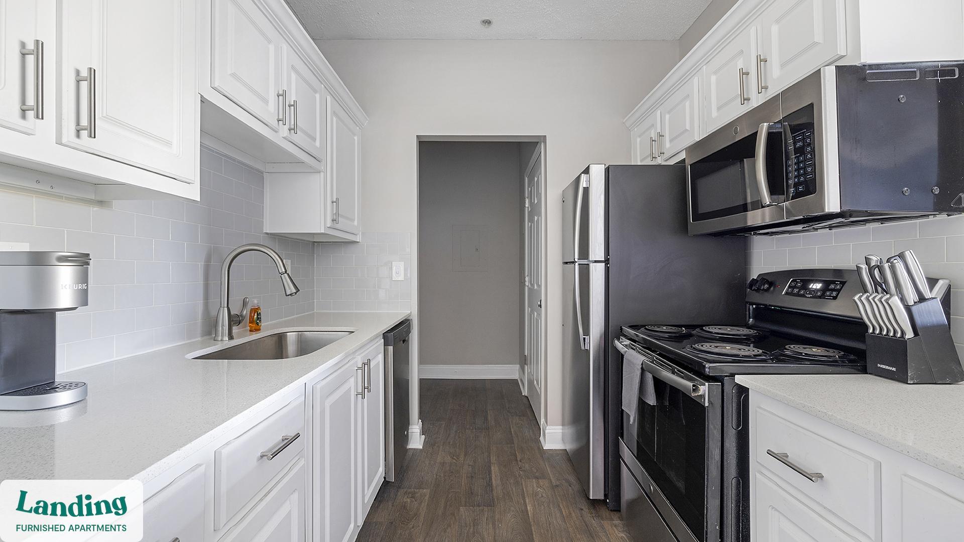 Building Photo - 100 Crossing Blvd