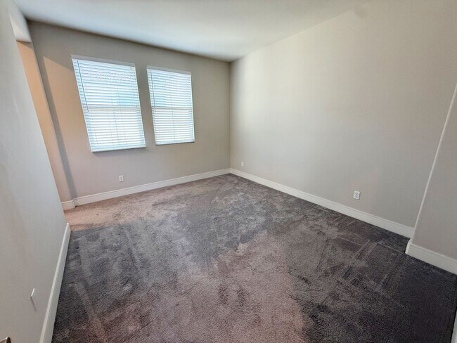 Building Photo - 6773 Solterra Vista Pkwy