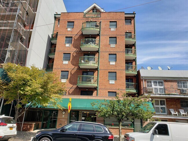 Building Photo - 83-71 116th St