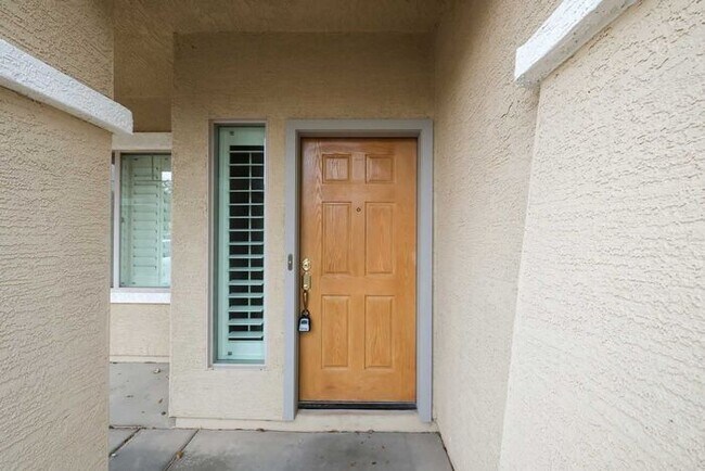 Building Photo - Move-In Ready Home in Highly Desirable Lagos Vistoso. Self-Showing Available, Click DETAILS BELOW.
