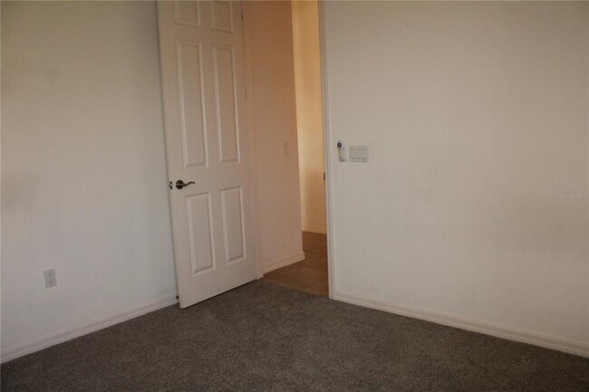 Building Photo - 629 Rosemary Cir