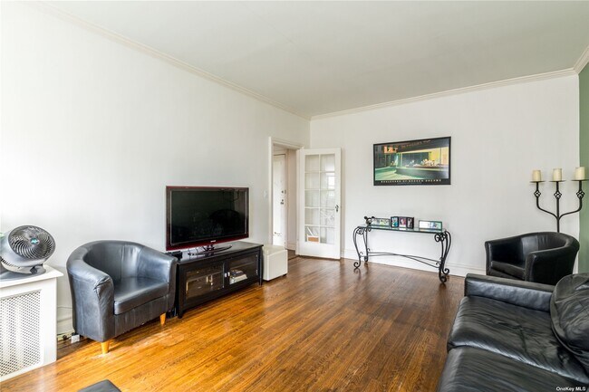 Building Photo - 83-15 116th St