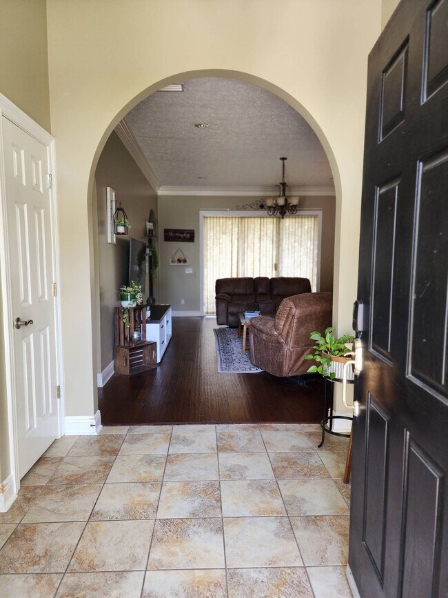 Building Photo - 4630 Delwood View Blvd