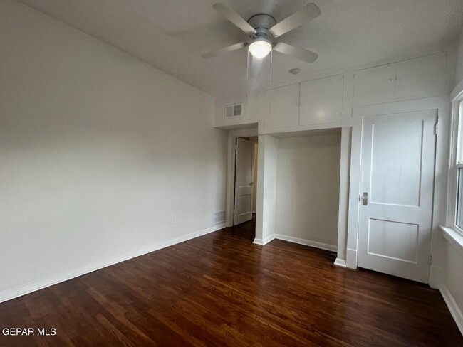 Building Photo - 1203 Madeline Dr