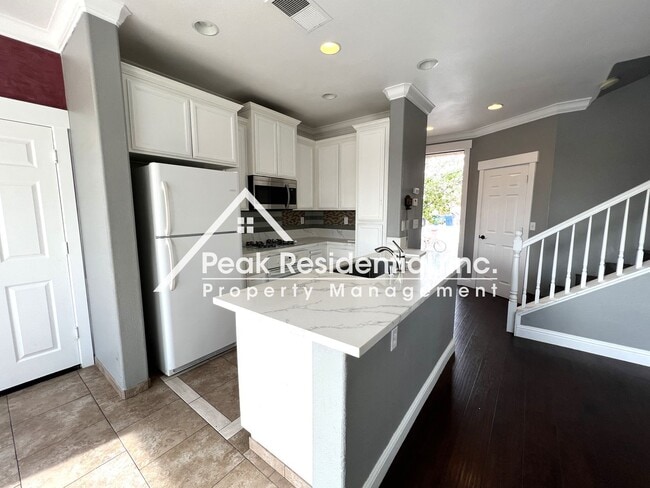 Building Photo - 5772 Amnest Way