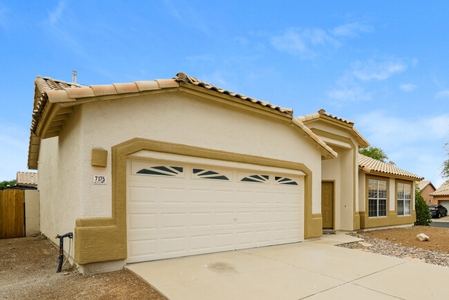 Building Photo - Inviting 3-Bedroom Home in Tucson, AZ