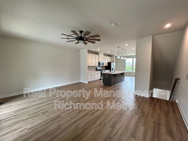 Building Photo - 14361 Revelry Blvd
