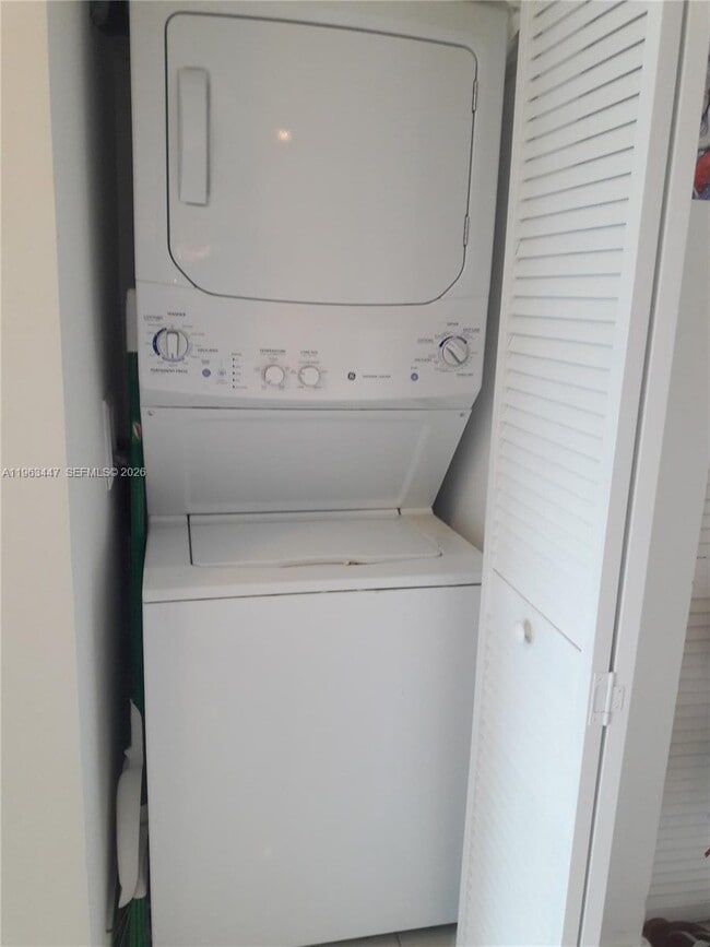 Building Photo - 4250 Biscayne Blvd