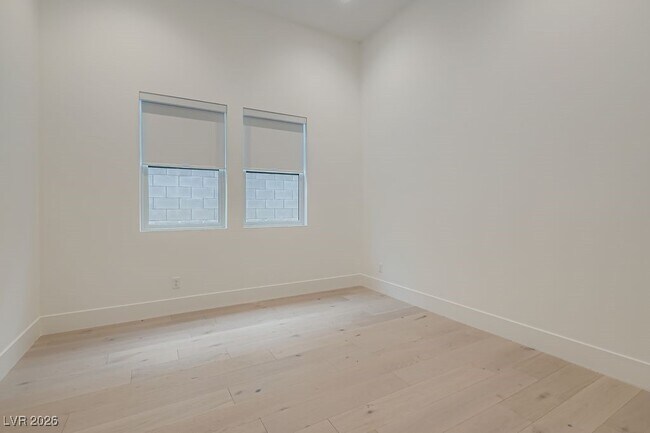 Building Photo - 10964 Rossa Peak Ave