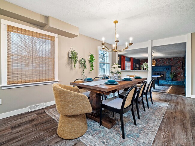 Building Photo - 32071 Lake Rd