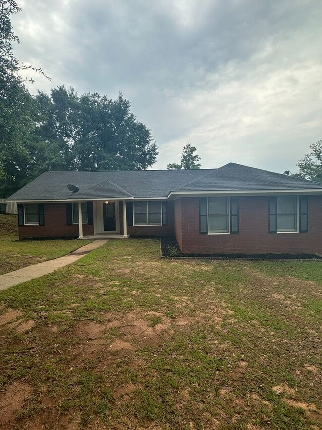 Building Photo - Quail Hollow Subdivision -  $300 OFF FIRST...