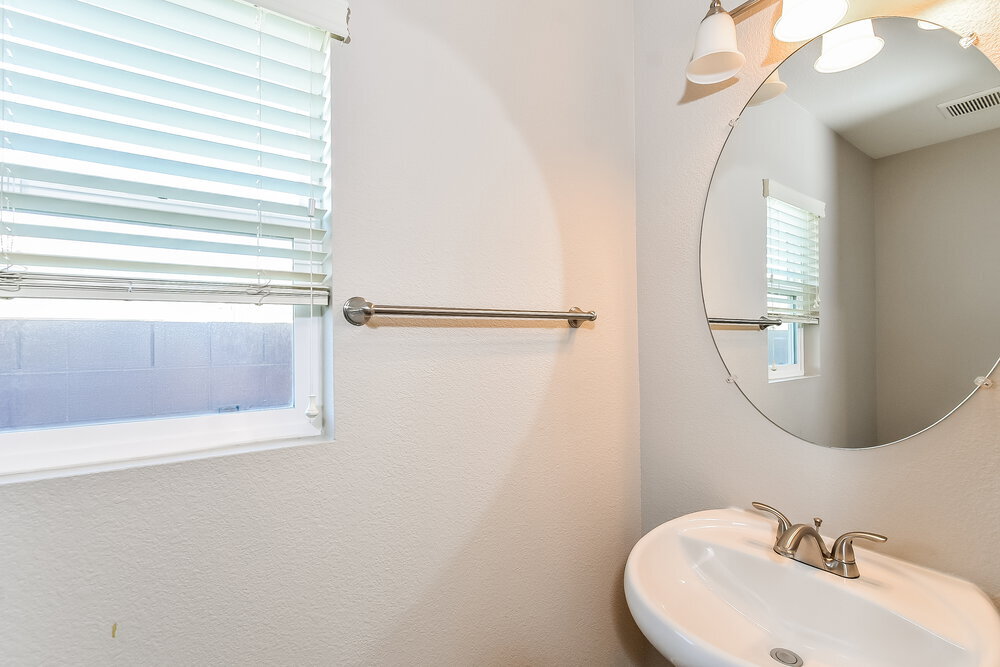 Building Photo - 9004 Tropical Tide Ct