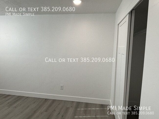 Building Photo - 258 1200 W