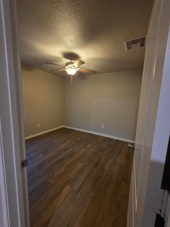 Building Photo - 25335 Briscoe Village Dr