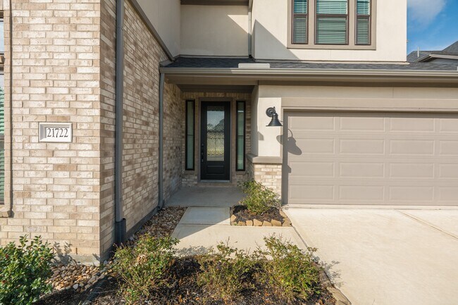 Building Photo - 21722 Ellsworth Gdn Ln