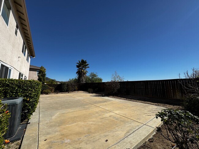 Building Photo - Spacious 4 bedroom in Murrieta for rent!