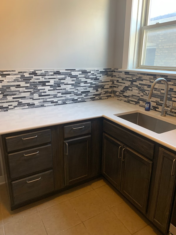 Building Photo - 8433 S Green St