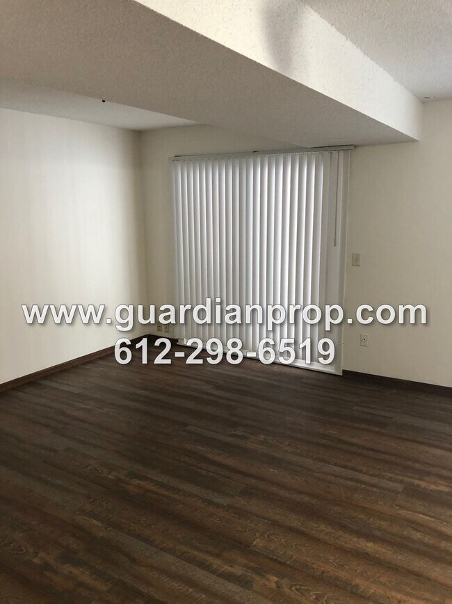 Building Photo - 2190-2194 Coon Rapids Blvd