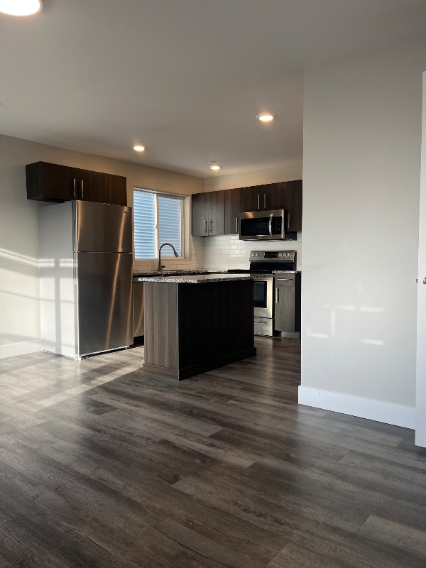 Building Photo - 591 Turin Way