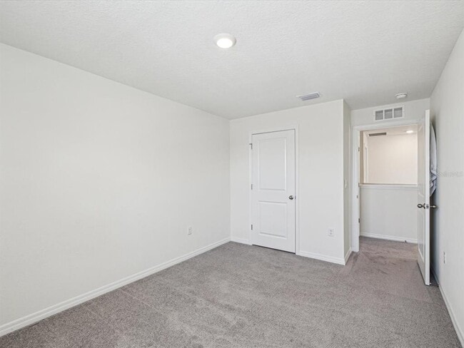 Building Photo - 11792 White Willow Ln