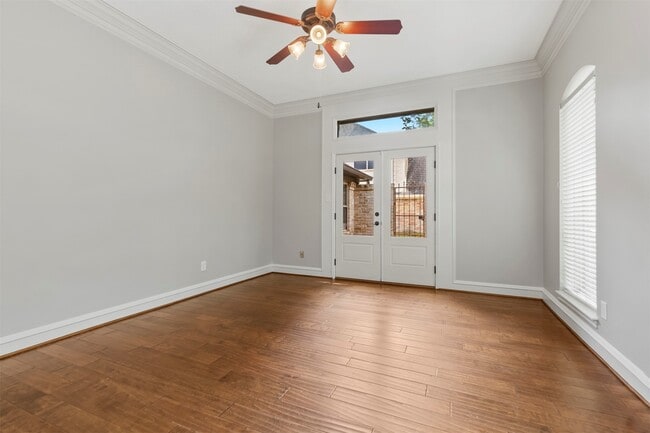 Building Photo - 16210 Chipstead Dr