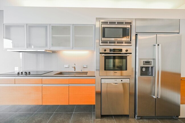 Building Photo - 1 bedroom in the heart of City Center on t...